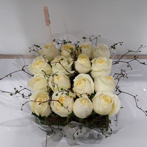 Ring Us For Your Corporate Flowers Auckland Central City Florist RomaBlooms