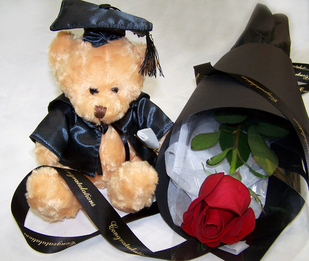 red rose and grad bear